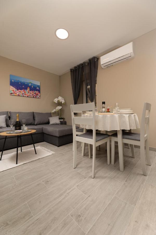 Apartments Neptun Baška Esterno foto